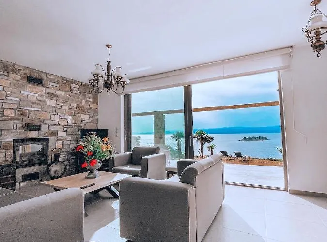 Stone Built House Next To The Villa Ammouliana