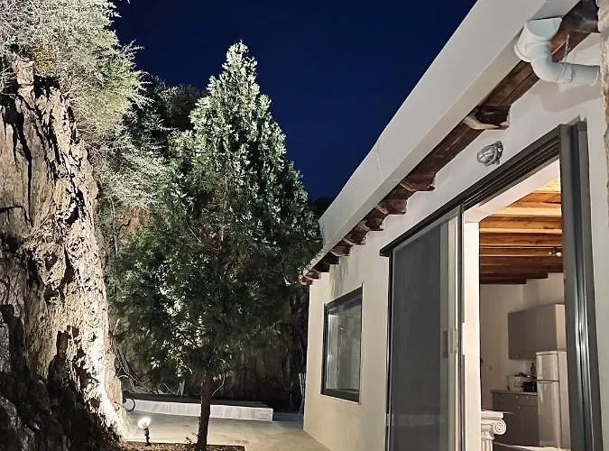 Villa Stone Built House Next To The Ammouliana